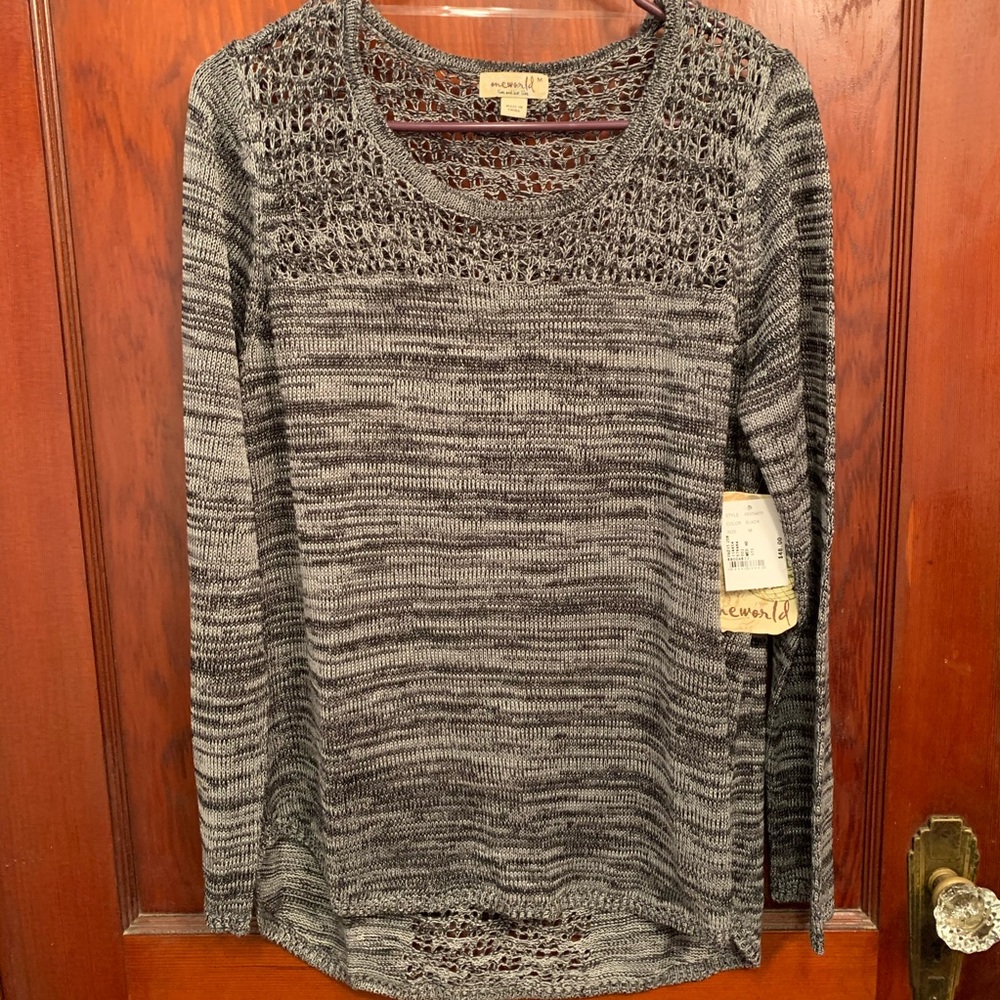 Womens M one world black lightweight sweater